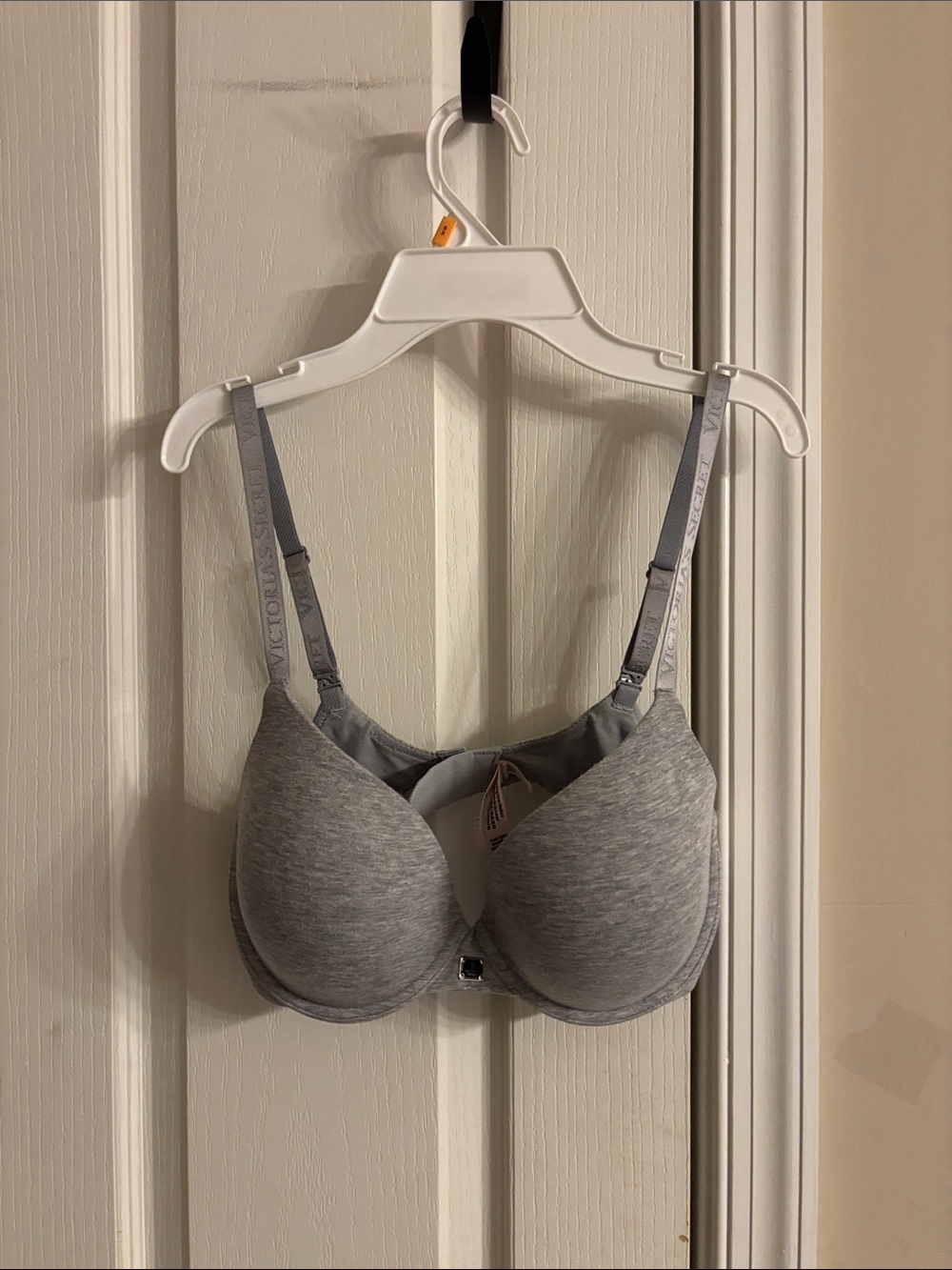 Victoria's Secret Light Grey lightly lined demi T-Shirt Bra 34 D